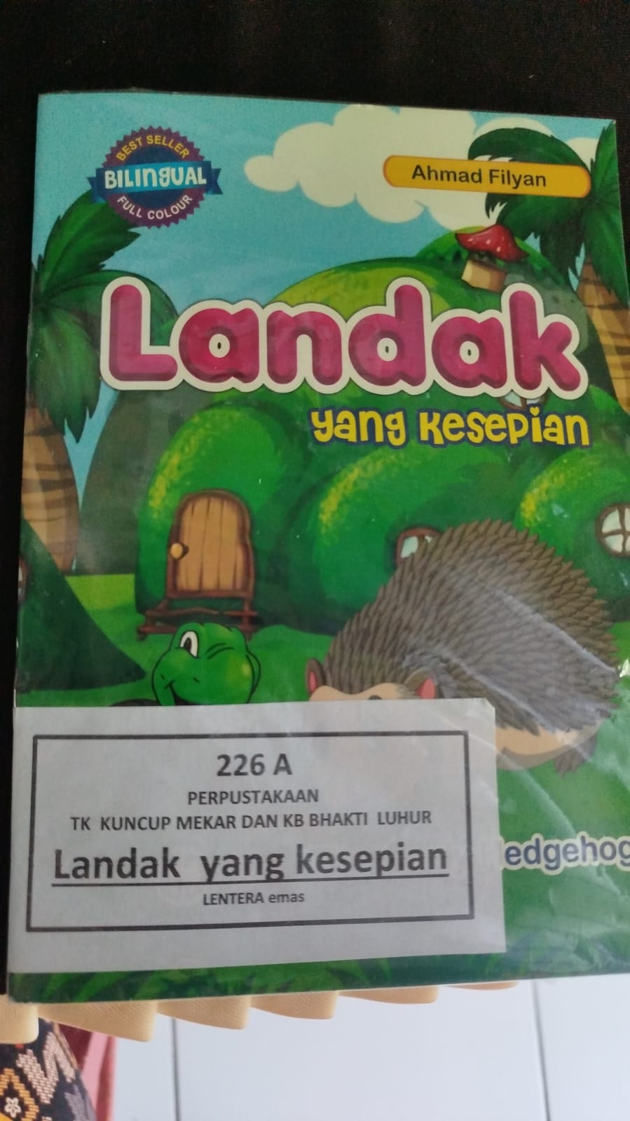 Landak yang Kesepian