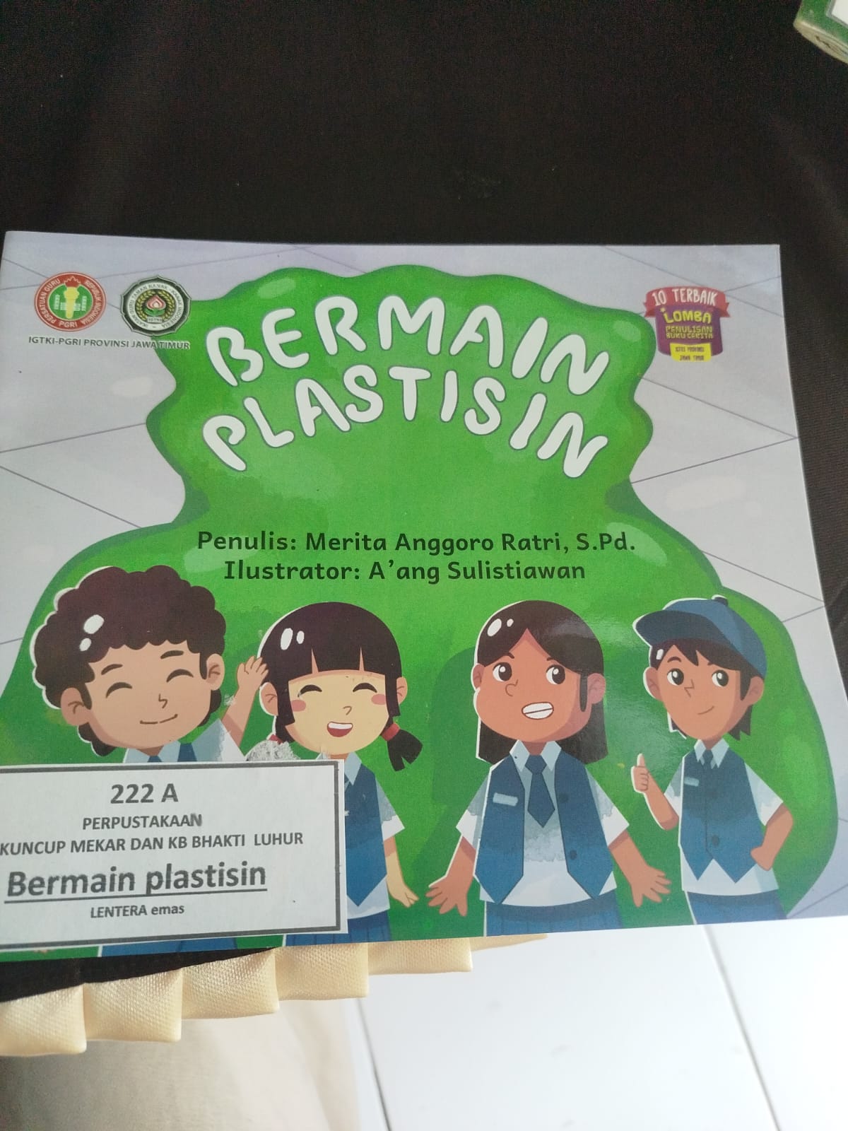 Bermain Plastisin