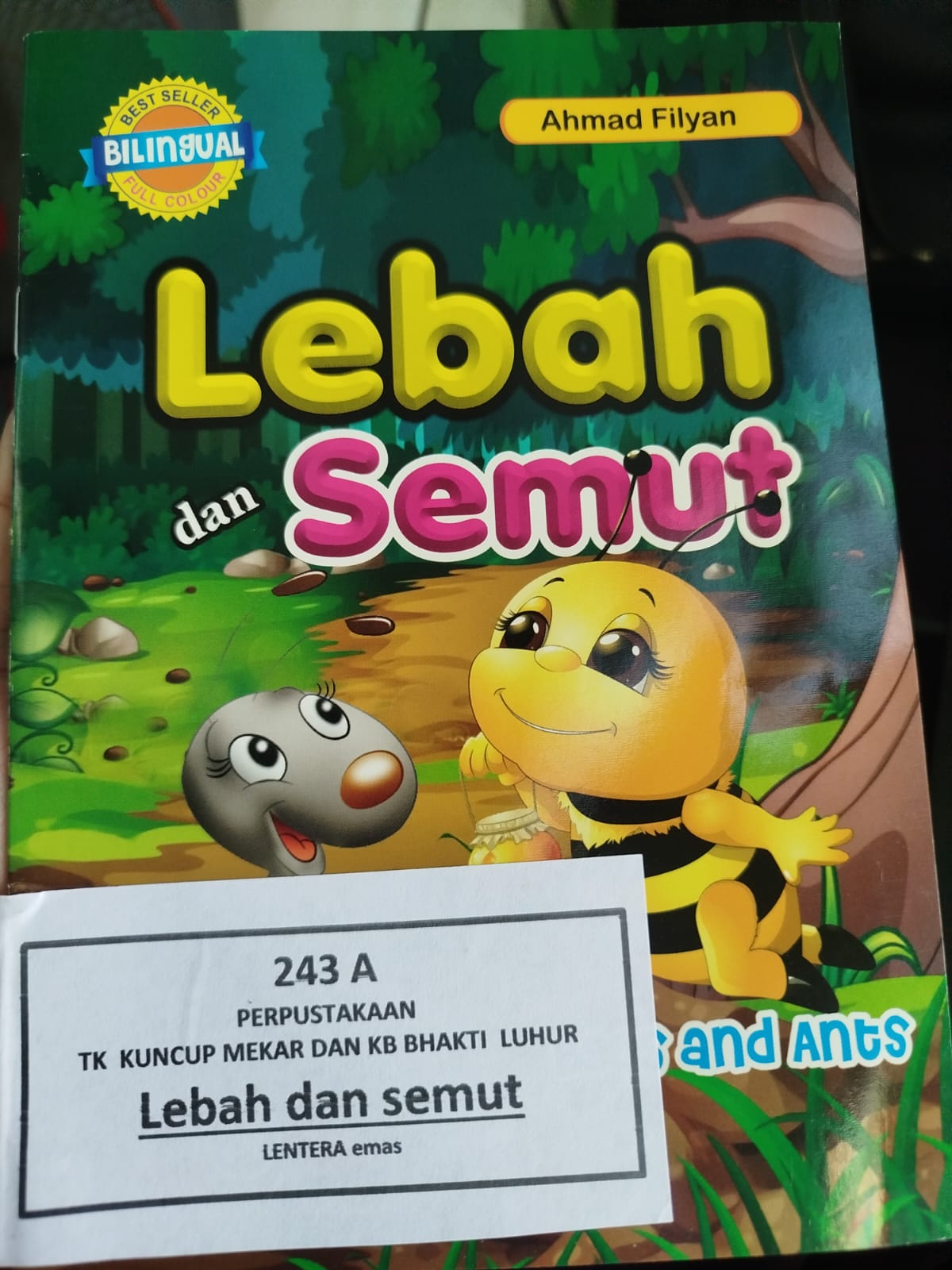 Lebah dan Semut