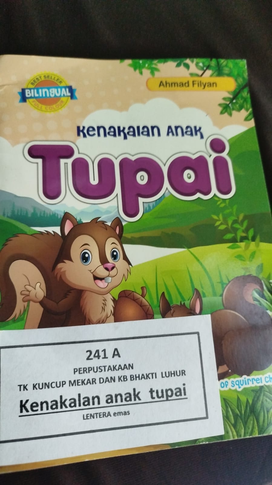 Kenakalan Anak Tupai